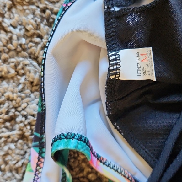 Tropical Monokinis 2 for 1 - Picture 10 of 10